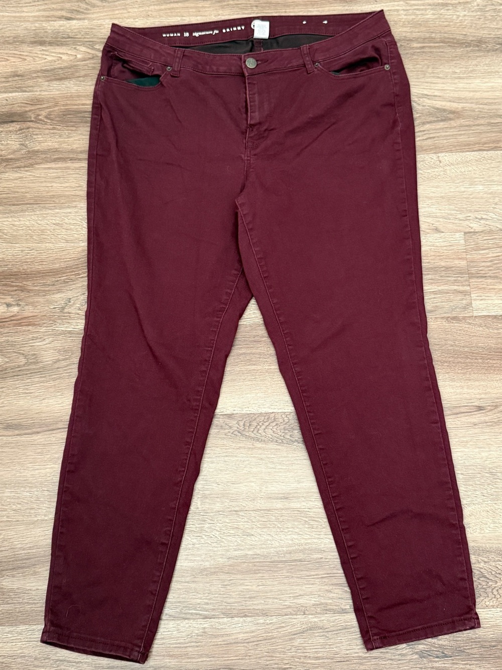 W62 Womens Signature Fit Merlot Skinny Jeans Plus Size 18 High Rise
